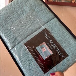 NIB Cynthia Rowley Blue Quilted Pillow Shams tie closure 2 standard size